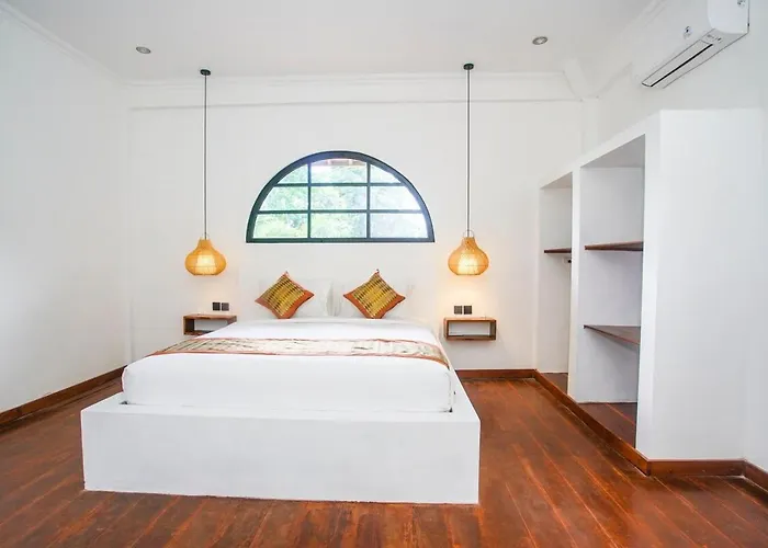 Peaceful Private With Rice Fields View Ubud (Bali)